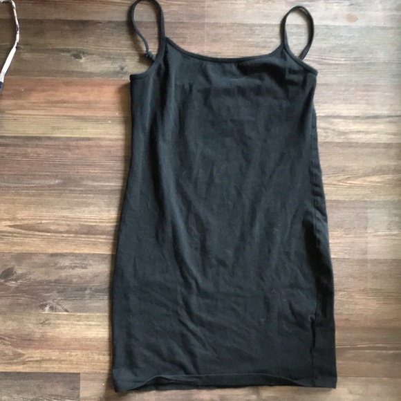 2 tanks - Picture 4 of 4